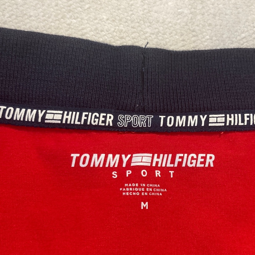 Tommy Hilfiger Red Black Relaxed Short Sleeve Tee - Picture 2 of 6